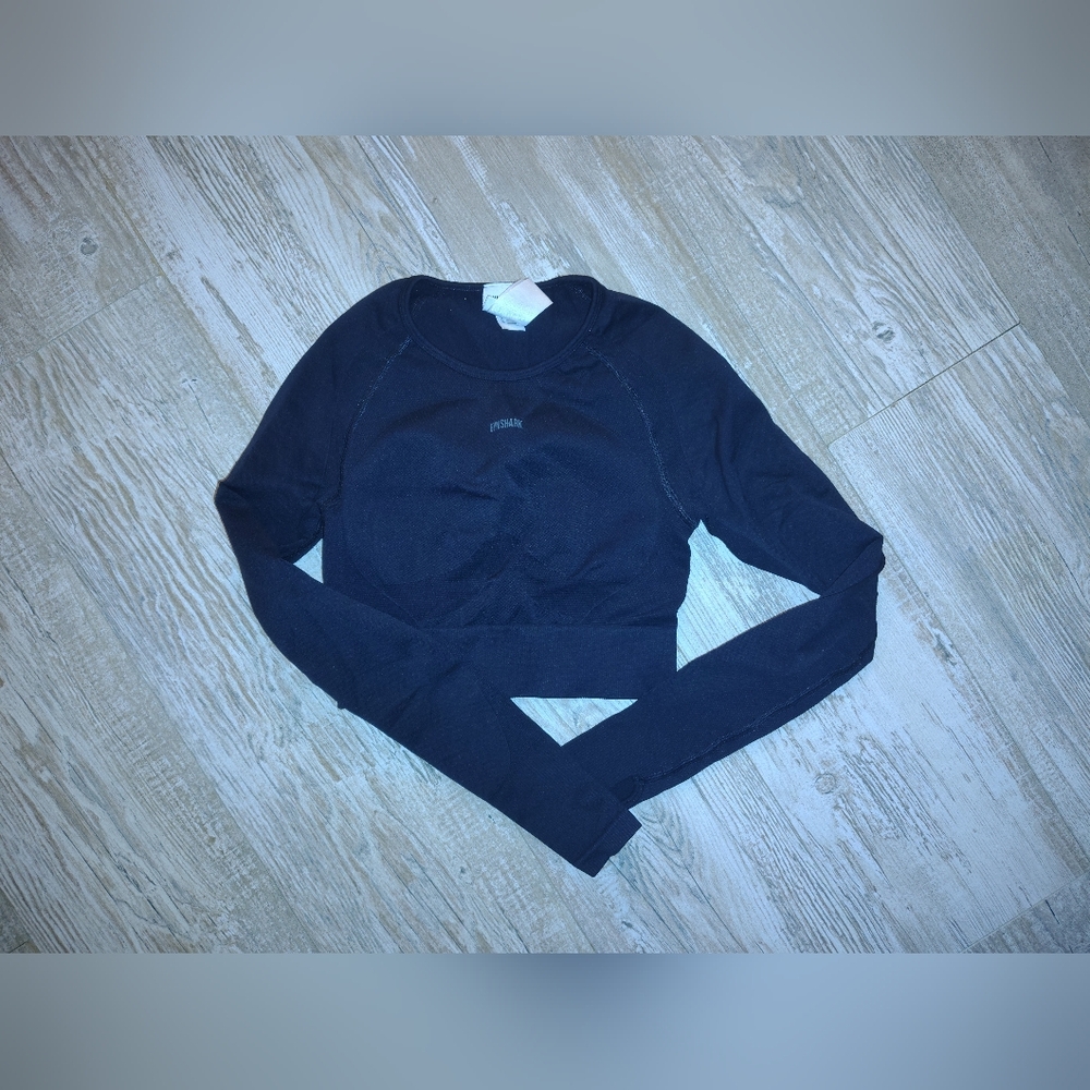 Gymshark Black Long Sleeve Crop Top